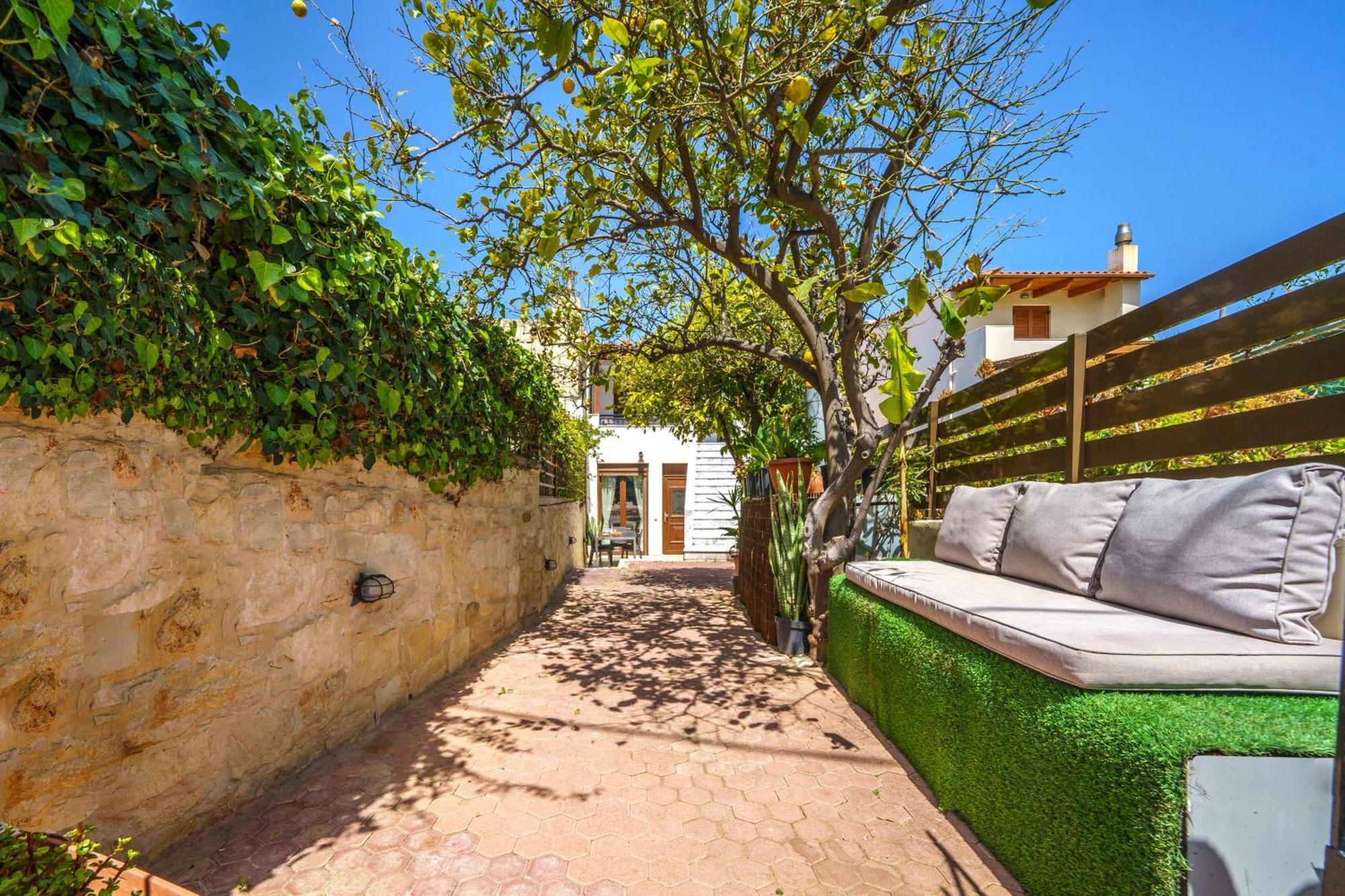 Stylish Home - Comfortable Holidays Near The Beach. Pánormos Екстериор снимка